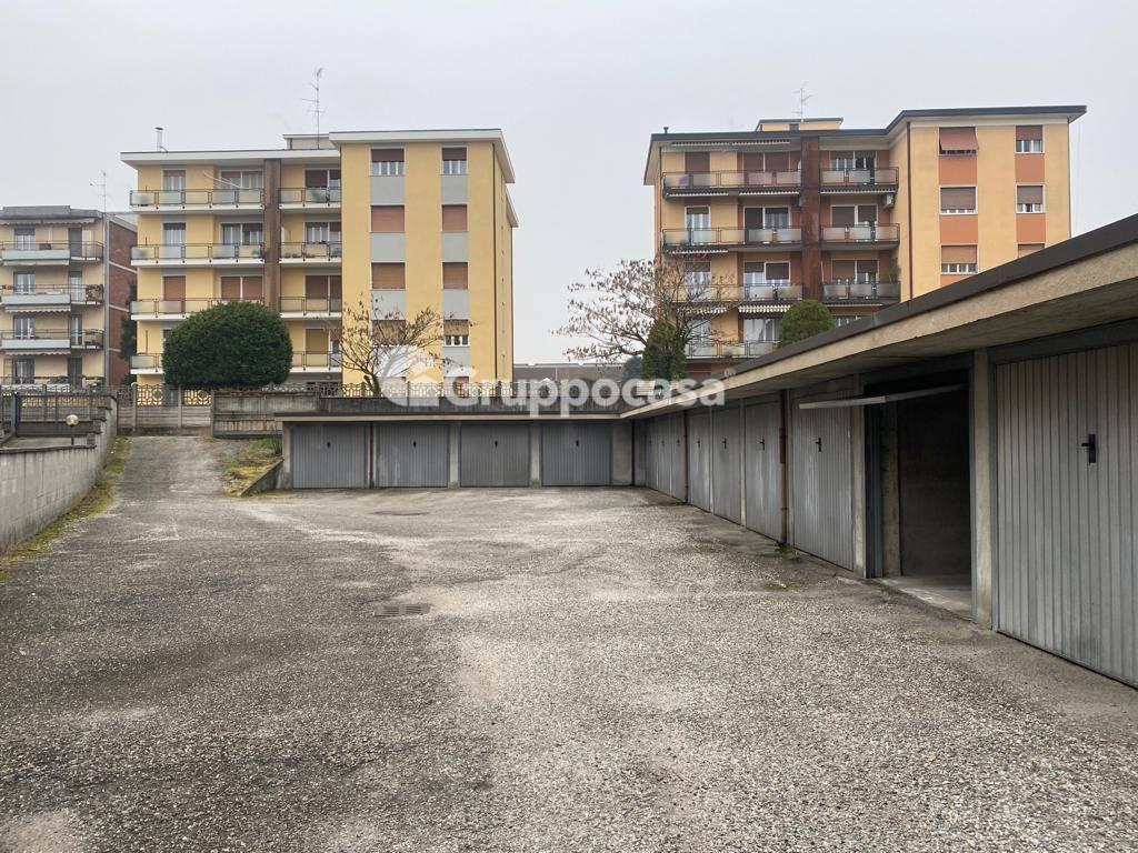Box in vendita a Boffalora Sopra Ticino