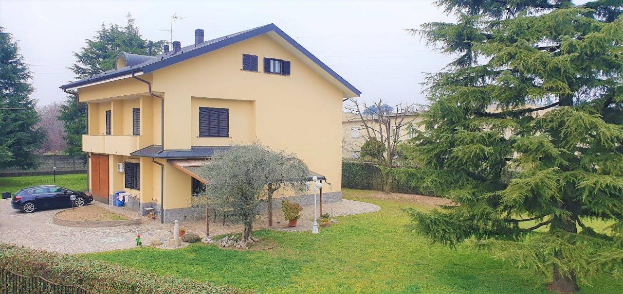 Villa in vendita a Brugherio
