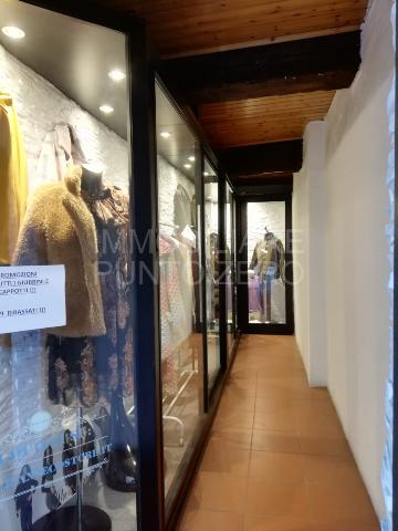 Shop in Via Bixio, Parma - Photo 1