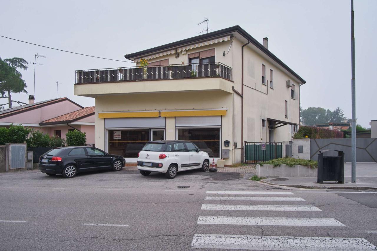 Villa in vendita a San Dona' Di Piave