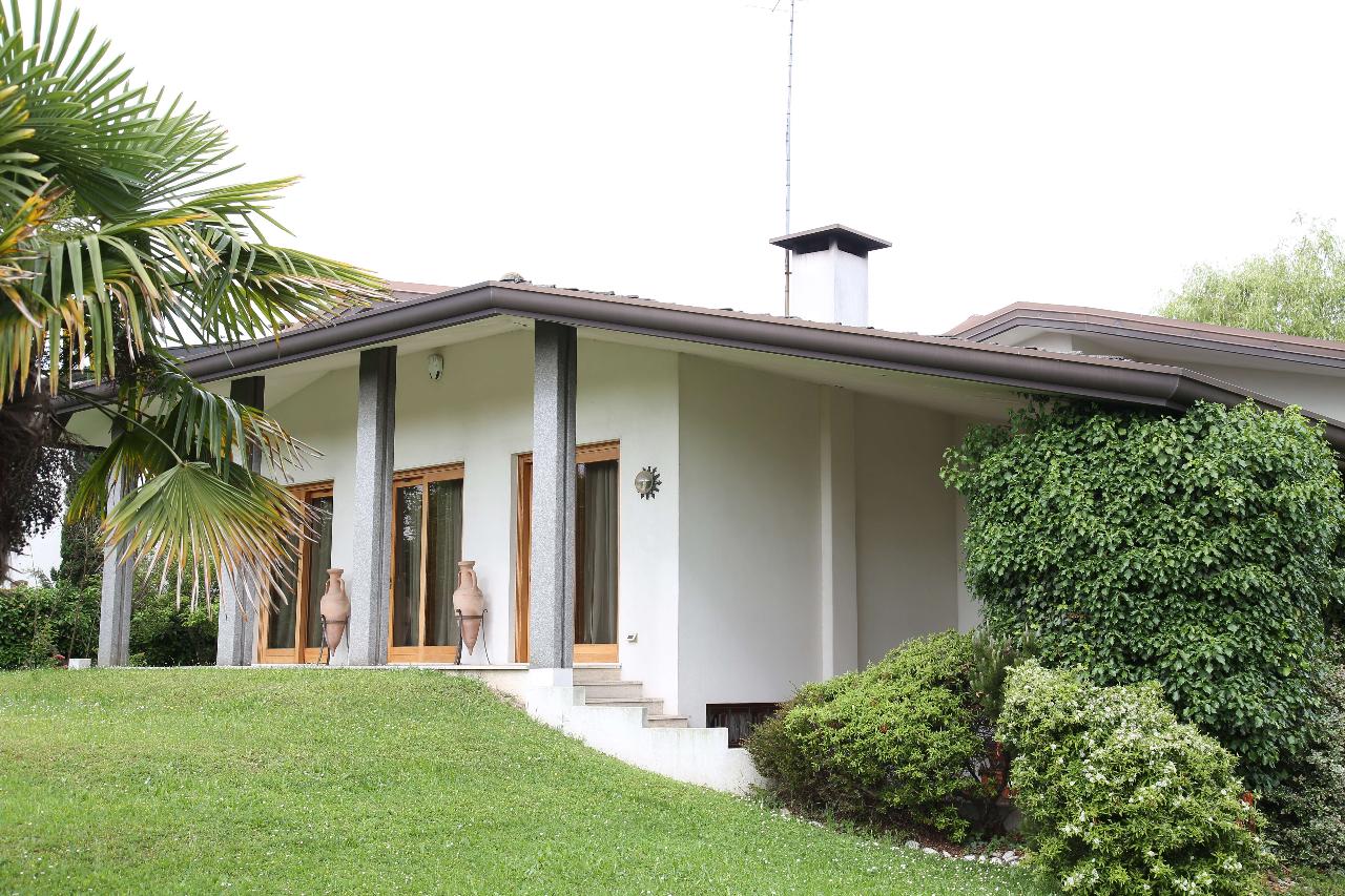 Villa unifamiliare in vendita a San Dona' Di Piave