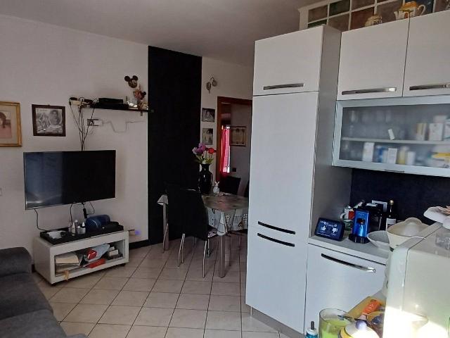 Dreizimmerwohnung, Genzano di Roma - Foto 1