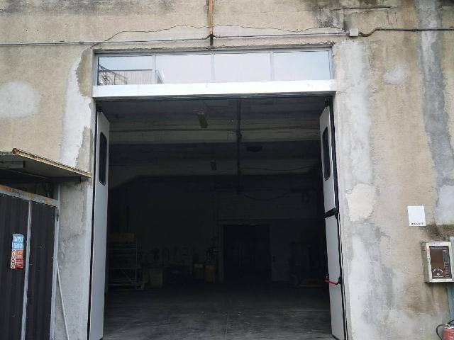 Industrial shed in Via 1 Maggio, Buscate - Photo 1