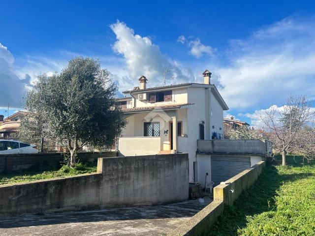 Villa in {3}, Via Ponton dell'Elce 1 - Foto 1