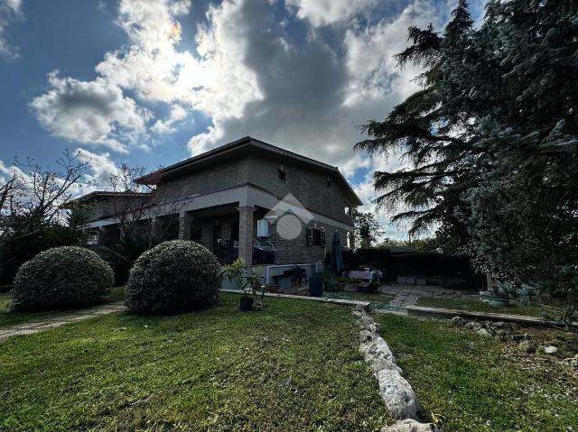 Villa in {3}, Bifamiliare Via Ponte Valle Trave - Foto 1