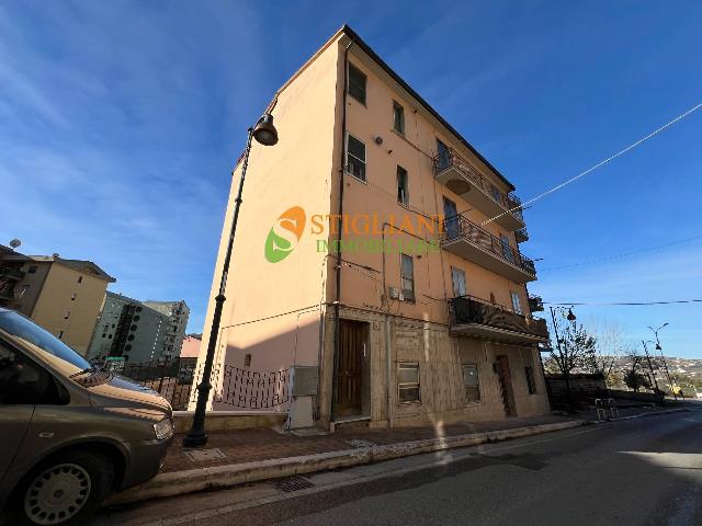 2-room flat in Via S. Antonio Abate, Campobasso - Photo 1