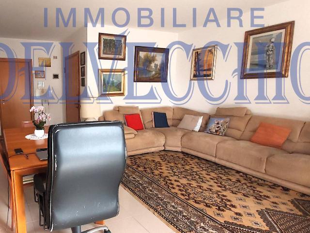 4-room flat in {3}, Via Francesco Petrarca 3 - Photo 1