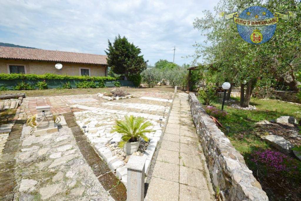 Villa unifamiliare in vendita a Montefiore Dell'Aso