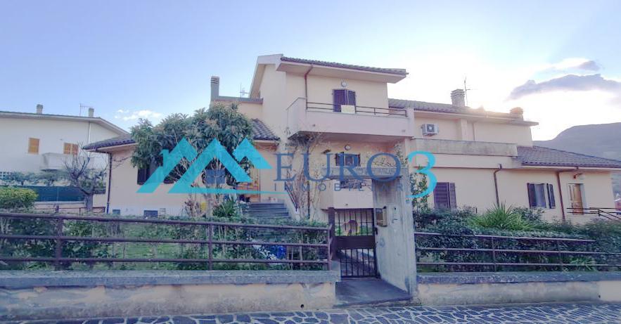 Villa unifamiliare in vendita a Folignano