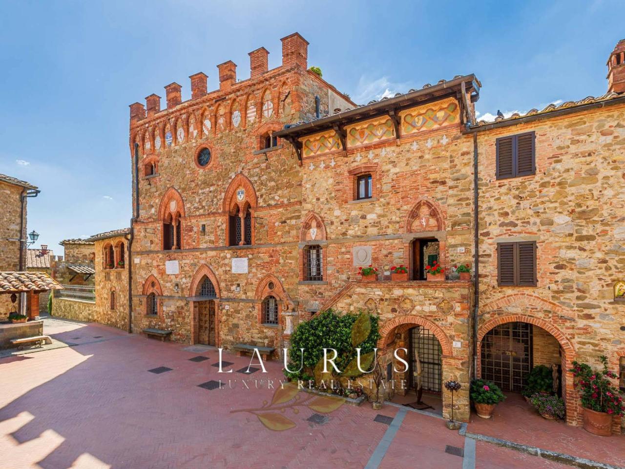 Palazzina commerciale in , Bucine, {3} - Foto 2