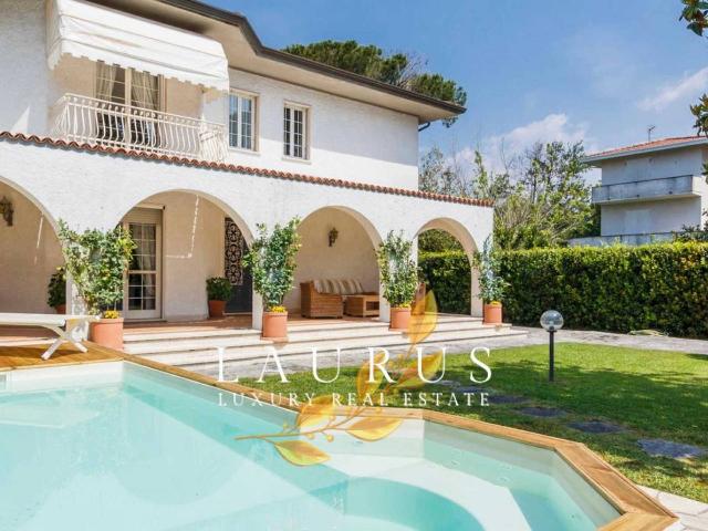 Villa in Via Sant'Elme, Forte dei Marmi - Foto 1