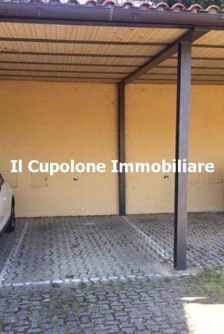 Autoparkplatz in Via di Soffiano, Firenze - Foto 1