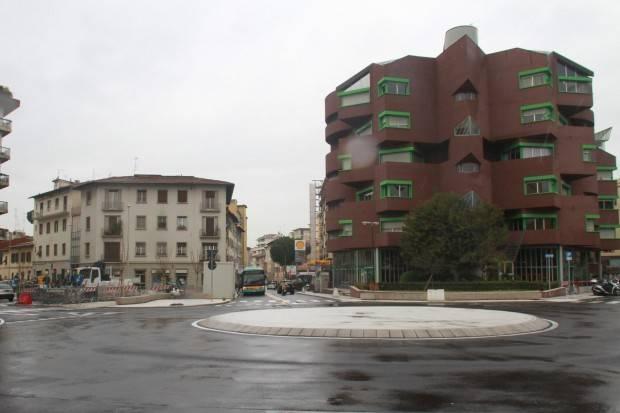 Negozio in {3}, Piazza di San Iacopino - Foto 1