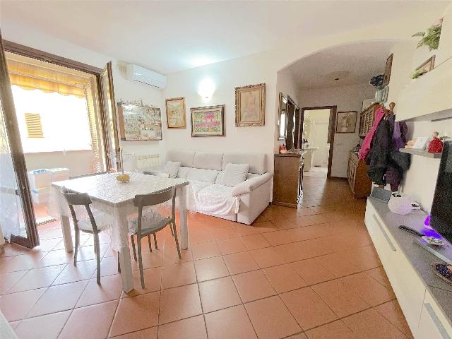 3-room flat in Via Giovanni Amendola, Rufina - Photo 1