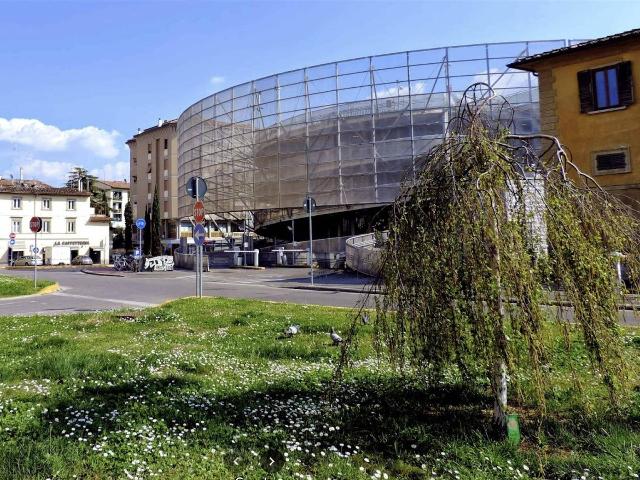 Geschäft in {3}, Piazza Leon Battista Alberti - Foto 1