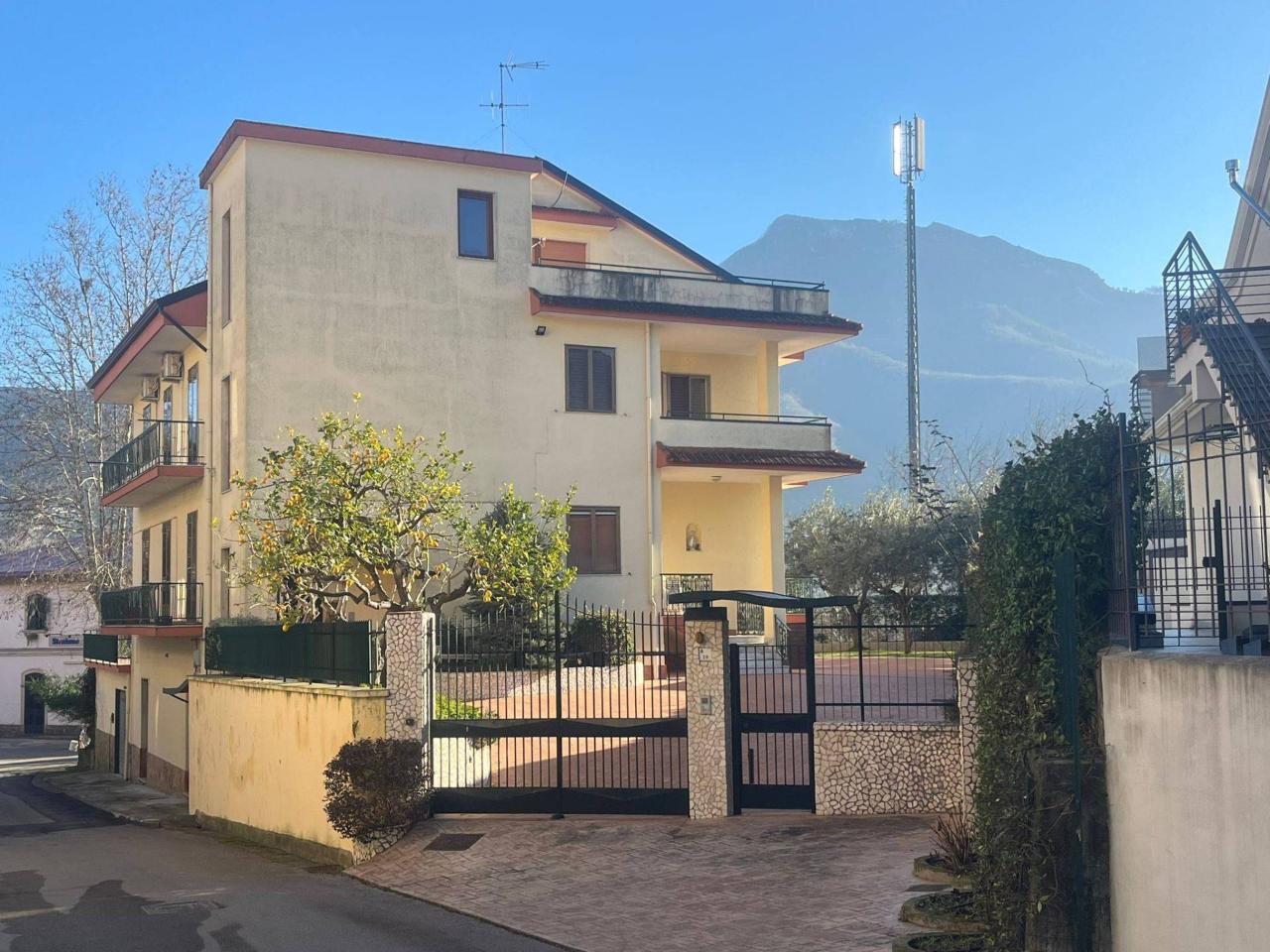 Casa indipendente in vendita a Pellezzano