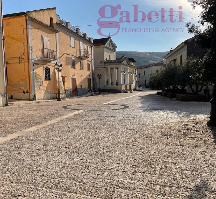 Negozio in Via Leporano 1, Camigliano - Foto 1