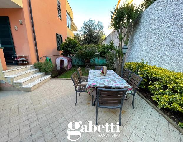 4-room flat in Via Torre Tommasi, Vitulazio - Photo 1