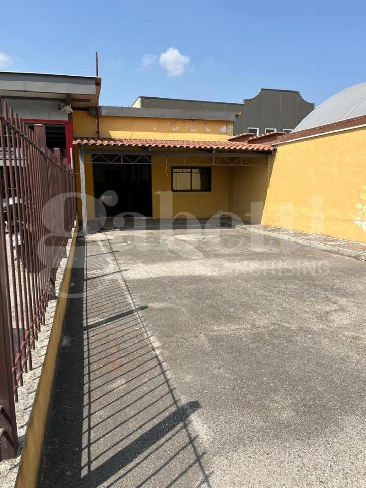Negozio in Via Contrada Agnena, Vitulazio, {3} - Foto 1