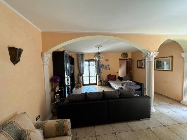 Villa a schiera in Via di Gubbio, Scheggia e Pascelupo - Foto 1