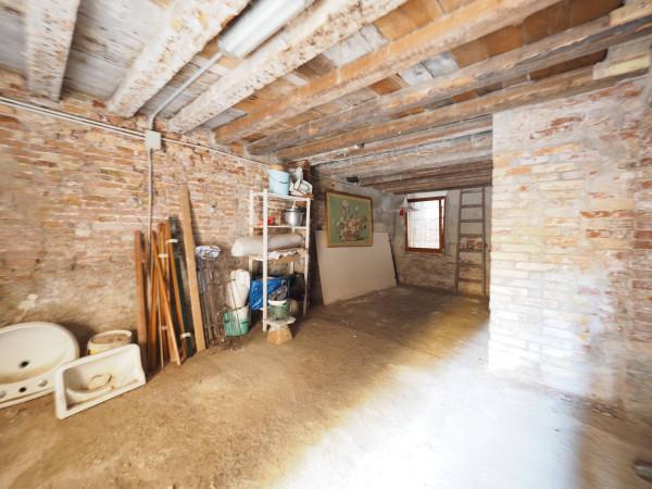 Magazzino in Campo Santa Margherita, Venezia, {3} - Foto 2