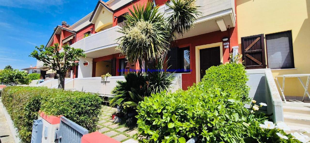 appartamento in vendita a Pesaro in zona Villa Ceccolini