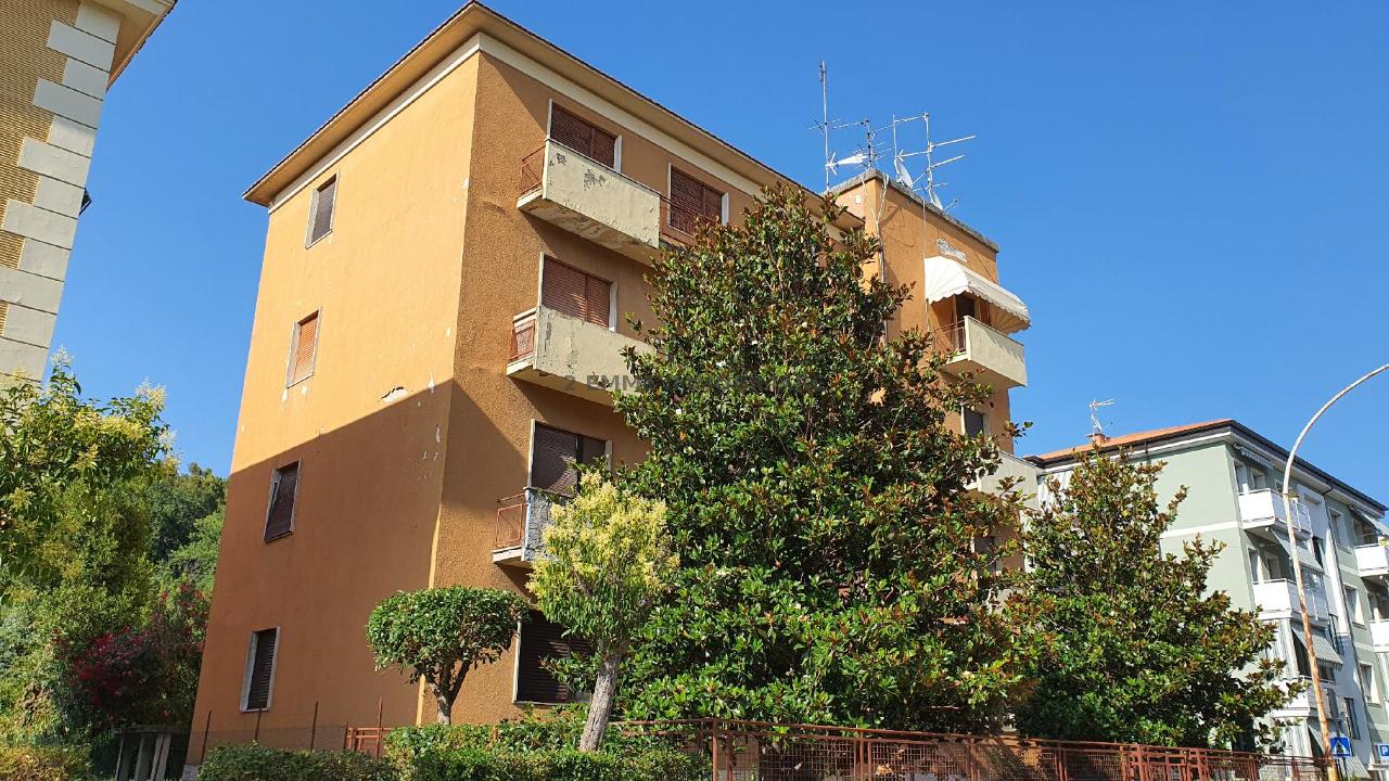 appartamento in vendita ad Ascoli Piceno