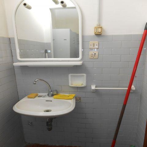 Fabbricato misto in Via Barilatti, 37a, Ancona, {3} - Foto 1