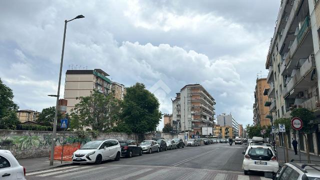 Garage or car box in Via Diocleziano 180, Napoli - Photo 1