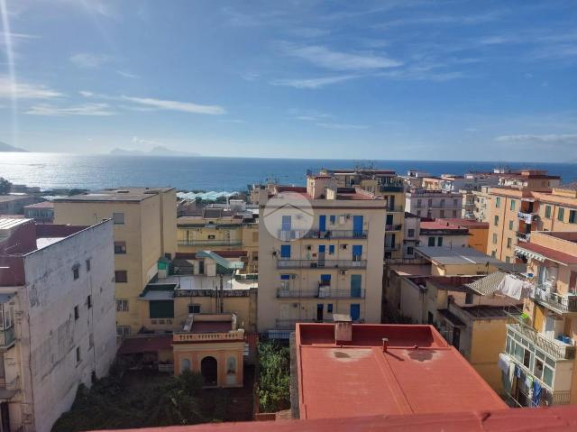 2-room flat in Via Purgatorio 17, Torre del Greco - Photo 1