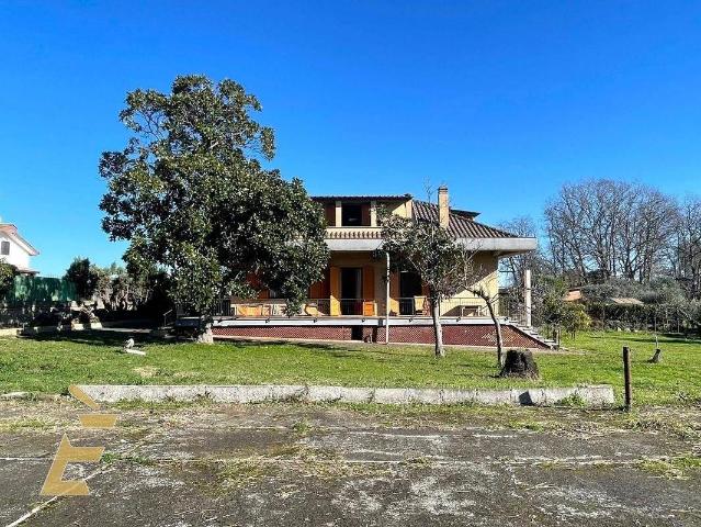 Villa in Via Giacomo Puccini, Anzio - Foto 1