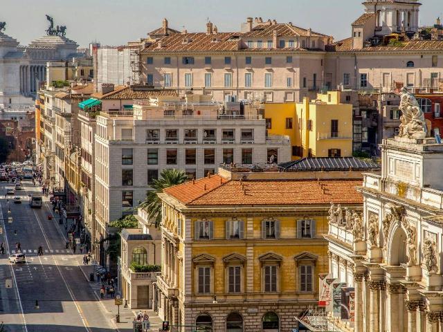 Geschäft in Via Nazionale 62, Roma - Foto 1