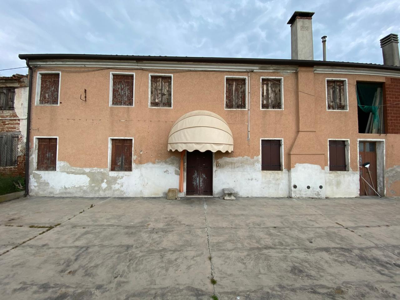 Palazzina commerciale in Via Matteotti 113, Noventa Vicentina, {3} - Foto 1
