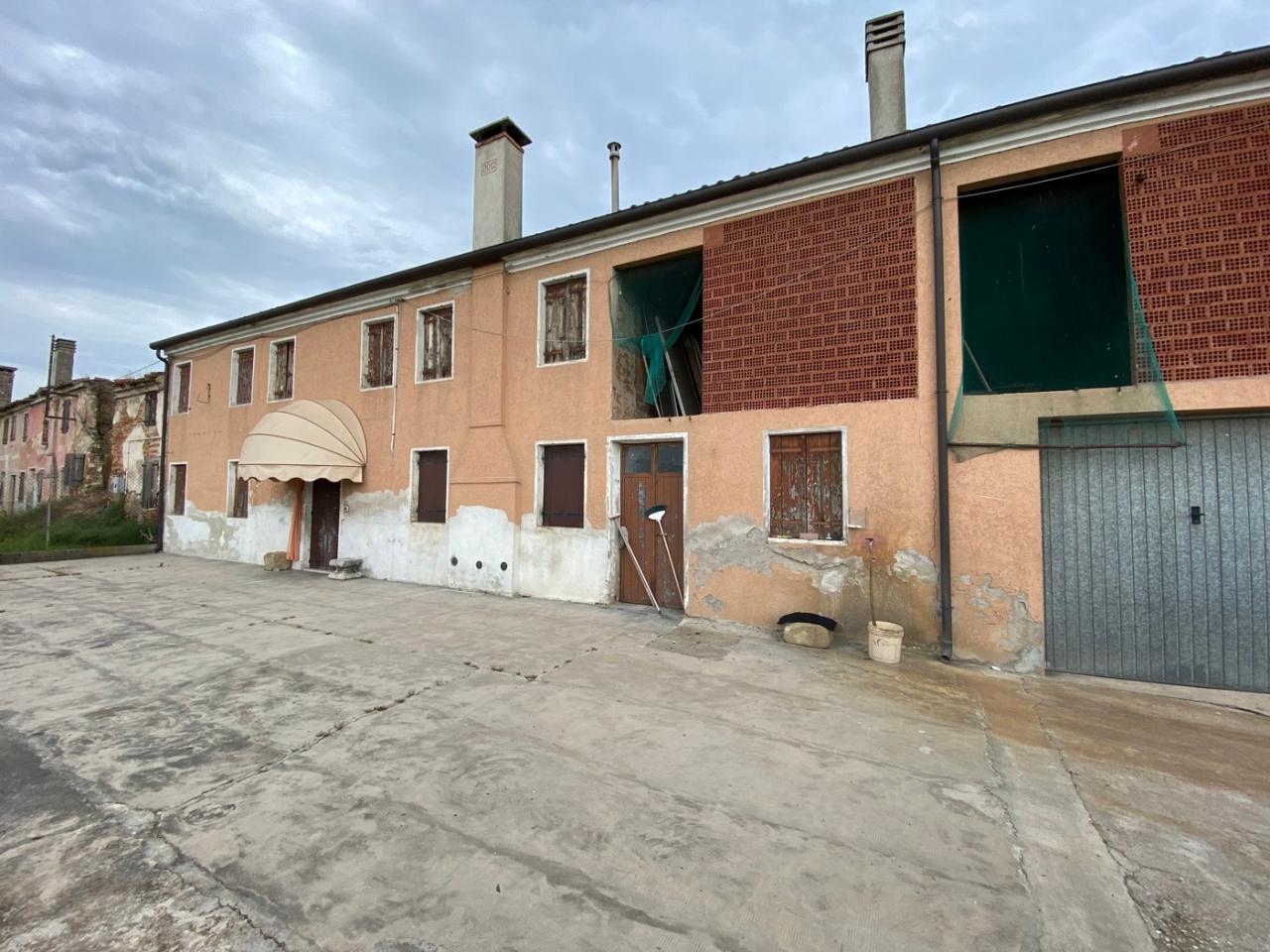 Palazzina commerciale in Via Matteotti 113, Noventa Vicentina, {3} - Foto 2