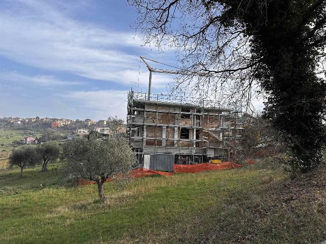 4-room flat, Ostra - Photo 1