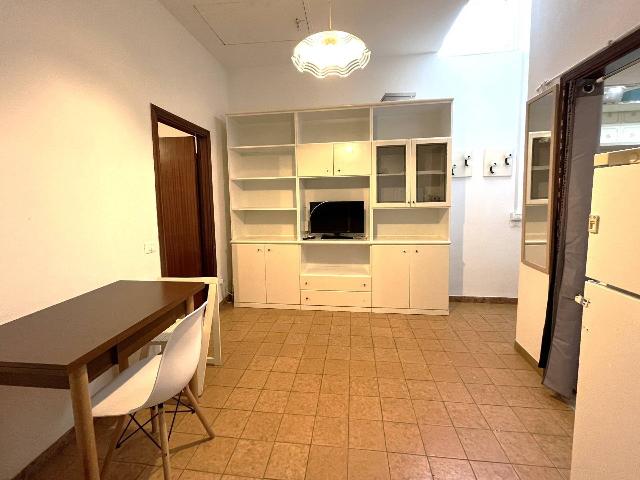 2-room flat in Via dei Rivolti, Urbino - Photo 1