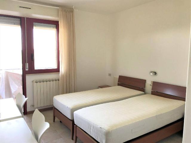 3-room flat in Area Residenziale Ospedale, Urbino - Photo 1