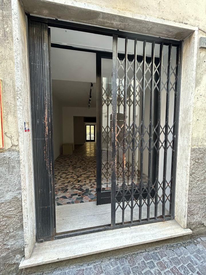 Negozio in , Sarzana, {3} - Foto 2