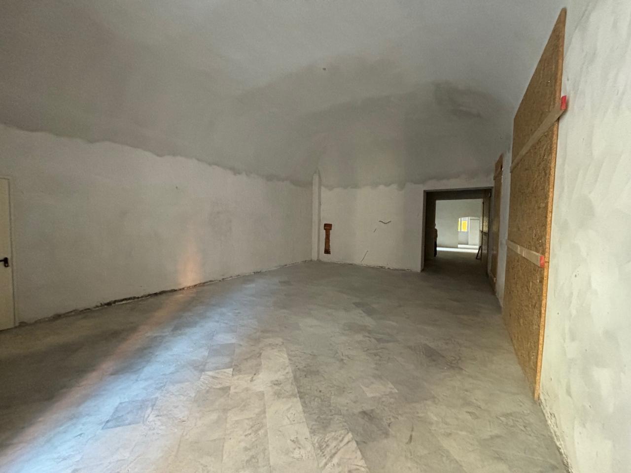 Negozio in , Sarzana, {3} - Foto 2