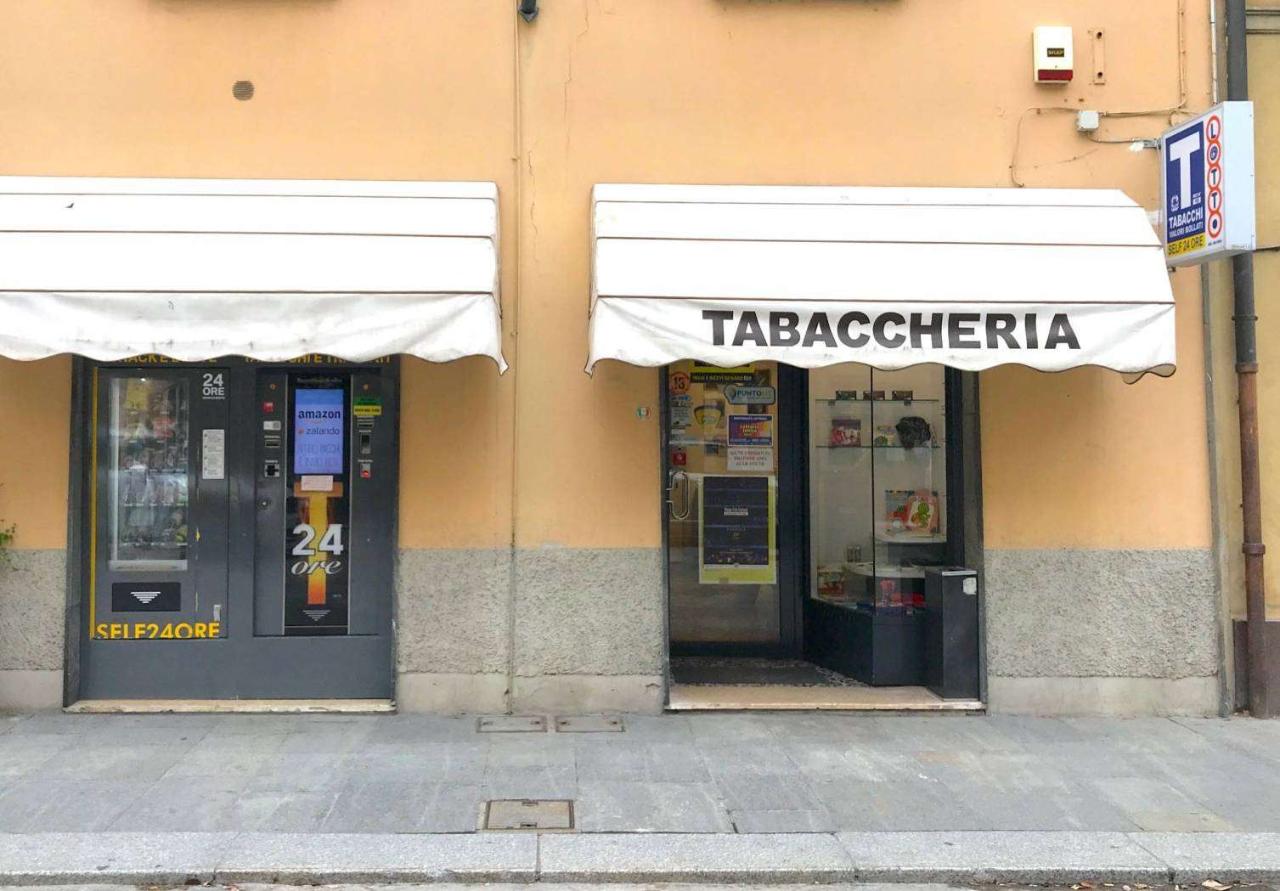 Negozio in Via Emilia S. Stefano 39/E, Reggio Emilia, {3} - Foto 2