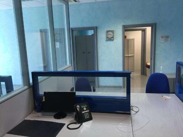 Office in {3}, Via Fornaciari Chittoni 19. - Photo 1