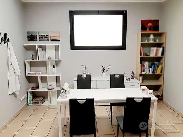 Büro in Via Morselli 18., Modena - Foto 1