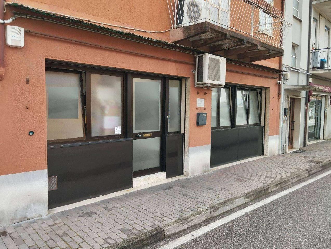 Negozio in Via S. Faustino 55., Modena, {3} - Foto 1