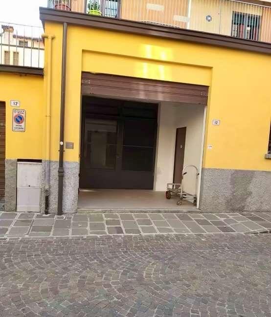 Magazzino in Via Emilia Ovest ., Modena, {3} - Foto 1
