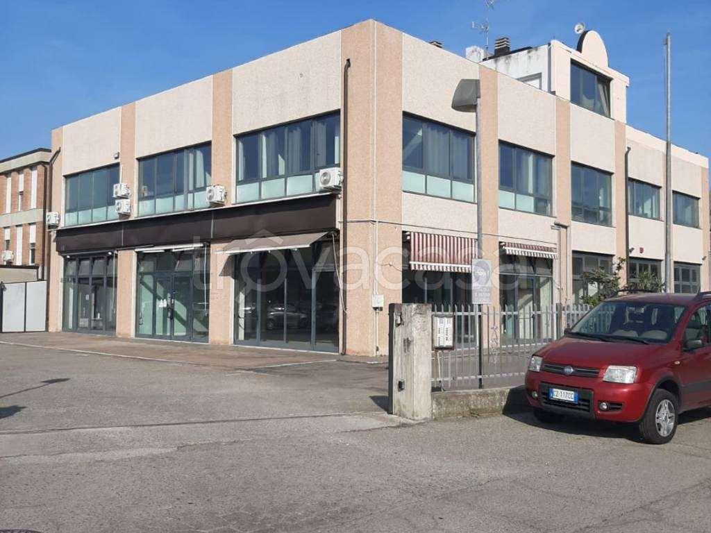 Ufficio in Via Emilia Est 1741, Modena, {3} - Foto 2
