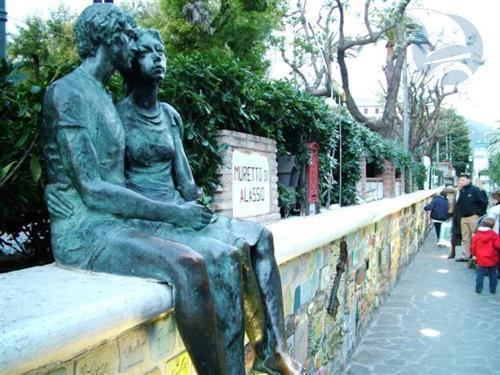 Negozio in , Alassio, {3} - Foto 1
