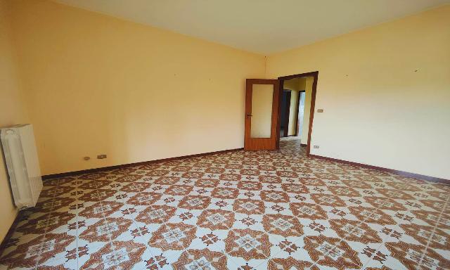 4-room flat, Mendicino - Photo 1