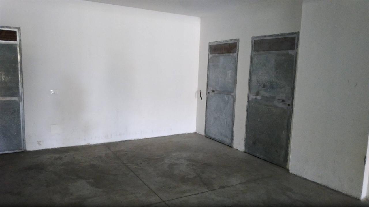Magazzino in , Montalto Uffugo, {3} - Foto 1