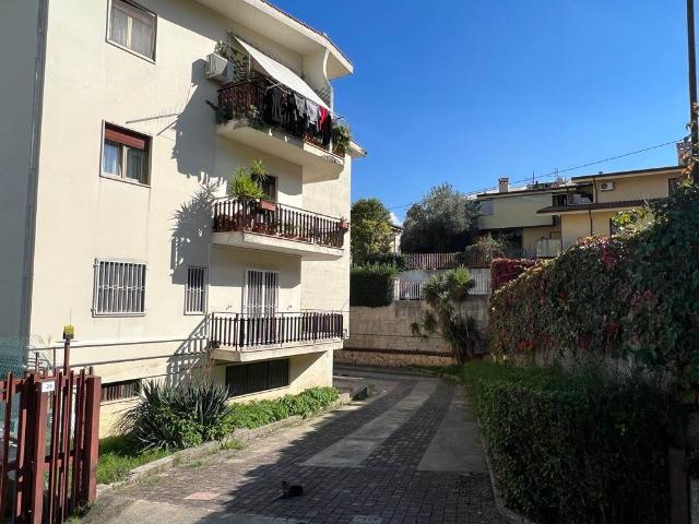 4-room flat, Mendicino - Photo 1