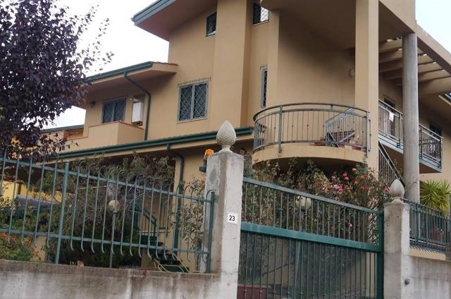 Villa, Castrolibero - Foto 1